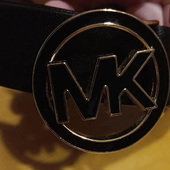 Michael Kors Black Belt with Gold Buckle - Picture 4 of 4